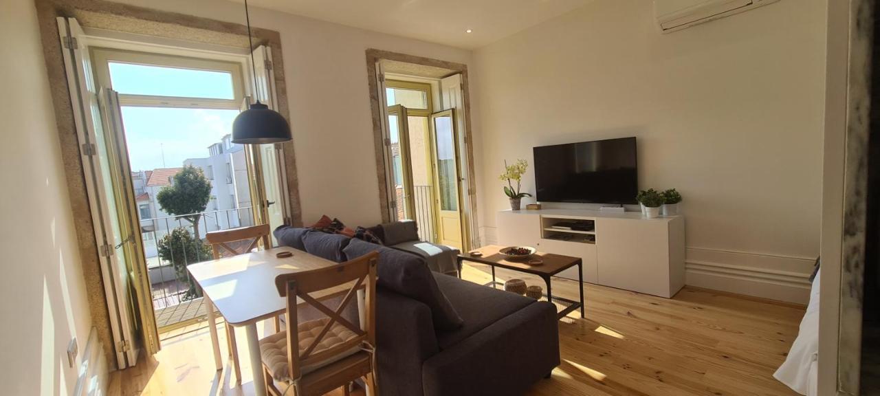 Merc Porto Estudio 245 Extérieur photo